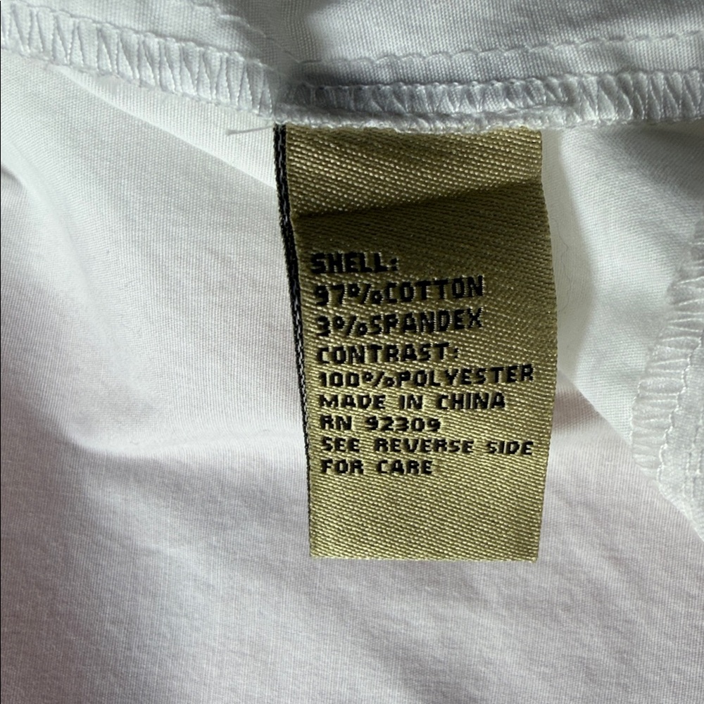 5/$15 - DG2 Diane Gilman white button-up blouse - Picture 6 of 6